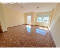 ¡Vivienda en alquiler en Carcaixent con 2 plazas de aparcamiento!
