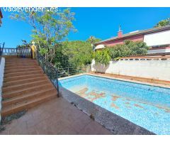 CHALET EN VENTA EN LA ZONA DE LA URB. SAGRADA FAMILIA