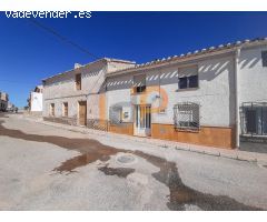 Casa en Venta en Chirivel, Almería