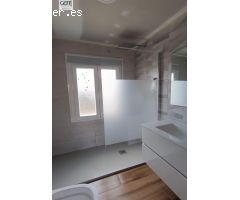 IDEAL ESTUDIANTES.-PISO EN REFORMA DISPONIBLE PARA SEPTIEMBRE