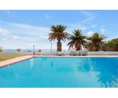 SE VENDE APARTAMENTO CON VISTAS ESPECTACULARES AL MAR EN PRIMERA LINEA DE PLAYA EN LOS CRISTIANOS