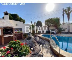 CHALET INDEPENDIENTE EN PLAYA DE EL CAMPELLO