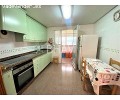 Piso en alquiler en una urbanización.