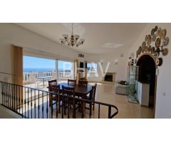 Se vende espectacular villa con vistas en una zona pintoresca cerca de Moraira
