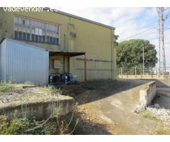 Oportunidad Industrial: Nave de 1.000 m² con Terreno de 5.000 m² Cerca de Figueres