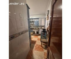 VENTA CASA CON PATIO Y TERRAZA