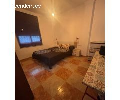 VENTA CASA CON PATIO Y TERRAZA
