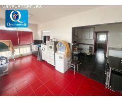 Chalet en Venta en Busot, Alicante