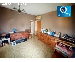 Chalet en Venta en Busot, Alicante