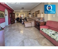 Adosado en Venta en Mutxamel, Alicante