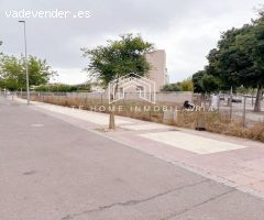 TERRENO URBANO DE MÁS DE 1000 M2 EN LA ZONA MÁS EXCLUSIVA DE CASTELLÓN - PAU LLEDÓ