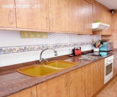 FANTÁSTICO Y AMPLIO PISO CON VISTAS DESPEJADAS DE TRES HABITACIONES Y DOS BAÑOS