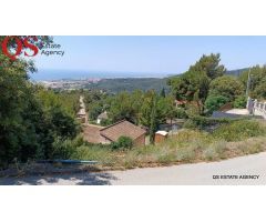 Terreno urbano con panorámicas vistas al mar en la urbanización Ciutat Jardi, Santa Susanna