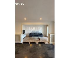 Elegante y Luminosa Residencia de 5 Dormitorios en Gran Vía