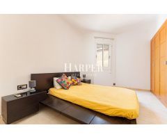 muy soleado piso de 2 habitaciones en el corazón de Gràcia