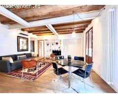 Encantador piso renovado de 3 habitaciones con balcón en Ciutat Vella, a pasos del mar