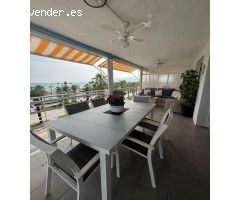 ¡Exclusiva vivienda reformada con vistas al mar en pleno Paseo Jaime I, Salou!