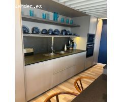 ¡Exclusiva vivienda reformada con vistas al mar en pleno Paseo Jaime I, Salou!