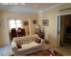 CASA INDEPENDIENTE CON PISCINA