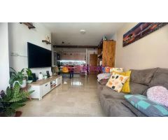PISO DE TRES DORMITORIOS REFORMADO PARA ENTRAR A VIVIR