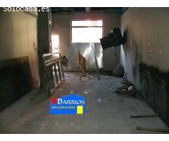 Local de obra de 43 m2 utiles con amplio escaparate a la calle