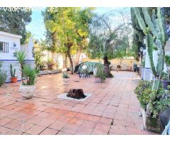 Villa en Venta en Dos Hermanas, Sevilla