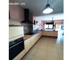 Chalet en Venta en Alcalá de Guadaira, Sevilla