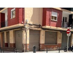 LOCAL EN VENTA O ALQUILER..CON MUCHAS POSIBILIDADES DE NEGOCIO