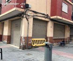 LOCAL EN VENTA O ALQUILER..CON MUCHAS POSIBILIDADES DE NEGOCIO