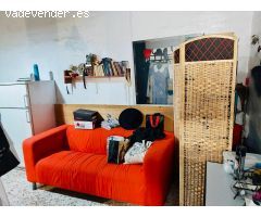 LOCAL EN VENTA JUNTO A LA UNIVERSIDAD IDEAL PARA ACADEMIA O NEGOCIO RENTABLE!