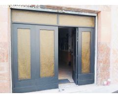 LOCAL EN VENTA JUNTO A LA UNIVERSIDAD IDEAL PARA ACADEMIA O NEGOCIO RENTABLE!