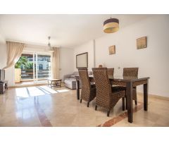 Apartamento en Venta en Estepona, Málaga