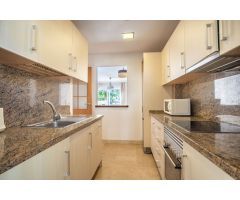 Apartamento en Venta en Estepona, Málaga
