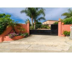 Finca rustica en Venta en Estepona, Málaga