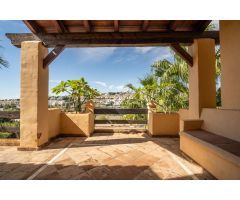 Apartamento en Venta en Estepona, Málaga