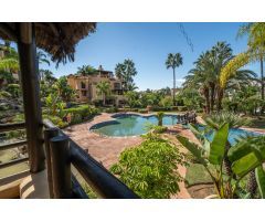 Apartamento en Venta en Estepona, Málaga