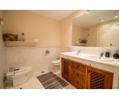 Apartamento en Venta en Estepona, Málaga