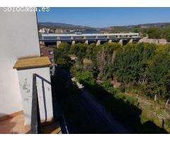 OPORTUNIDAD CASA DE PUEBLO A REFORMAR EN FLIX