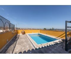 ÁTICO CON PISCINA  -- LA ZUBIA -- GRANADA