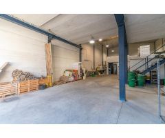 NAVE EN VENTA EN EL POLÍGONO JUNCARIL