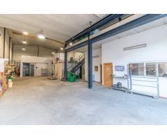 NAVE EN VENTA EN EL POLÍGONO JUNCARIL