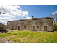 SE VENDE PRECIOSA CASA DE PIEDRA CON TERRENO EN CASTROMAYOR ABADIN
