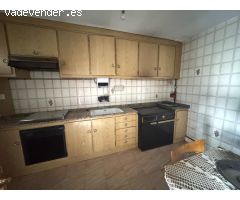 CASA CON TERRENO EN VALDELALOBA