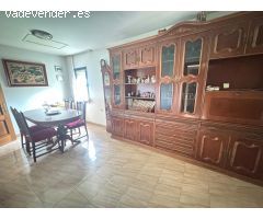 CASA CON TERRENO EN VALDELALOBA