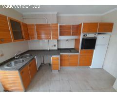 PISO EN C/ GOMEZ NUÑEZ DE PONFERRADA. ZONA CENTRO