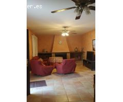 Inmobiliaria Jiménez Huéscar alquila casa con parcela junto a Pliego (Murcia). .