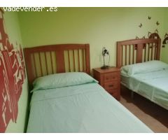 Se alquila chalet por 200 euros la noche de viernes o sábado, 400 euros fin de semana, 700 euros la 