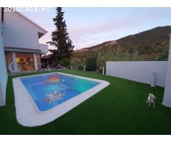 Espectacular chalet de lujo en Bullas con piscina por sólo 900 euros a la semana .