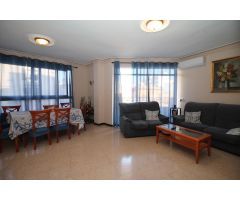 Piso tres habitaciones y dos baños