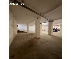 Crevillente, sensacional garaje con varias plazas.
